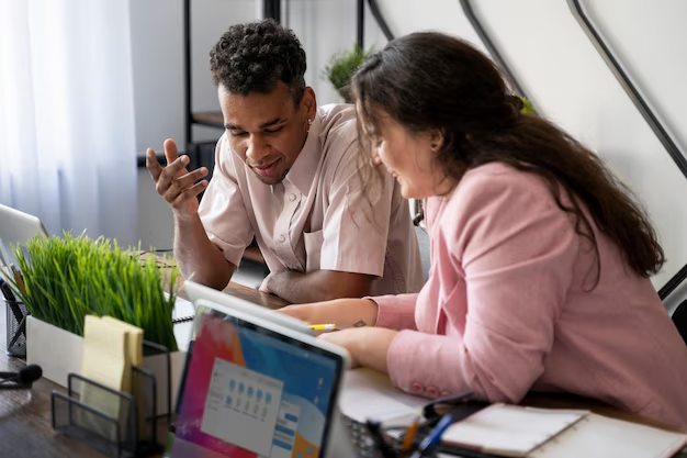 Cursos EaD: como funcionam as interações e networking?